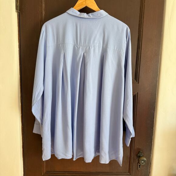 SOFT SURROUNDINGS | Blue Relaxed Fit Pleat Back Button Down Shirt | Size 1X - Picture 2 of 6